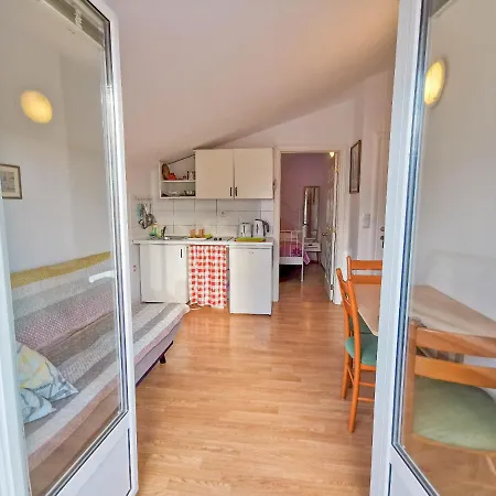 Apartment Vukadin Makarska