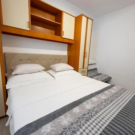 شقة Vukadin ماكارسكا