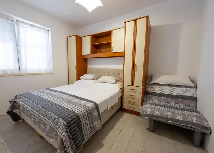 Vukadin Daire Makarska